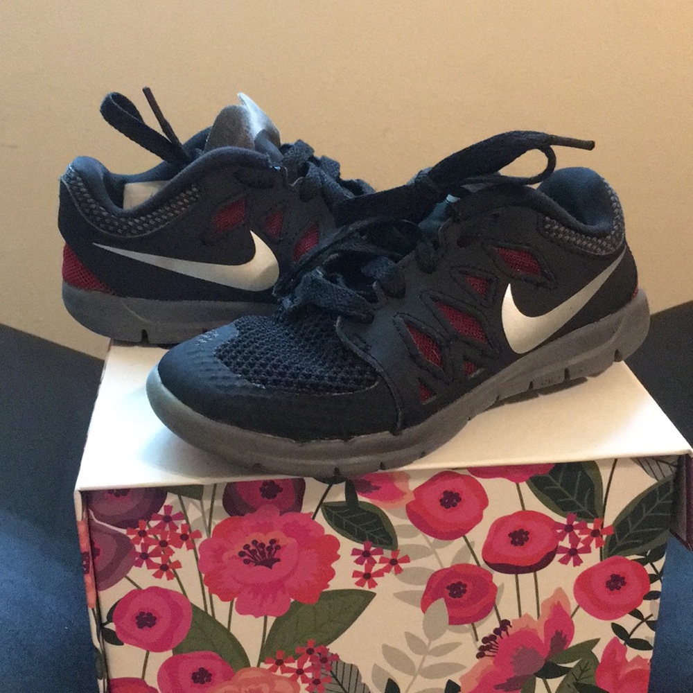 Nike shoes